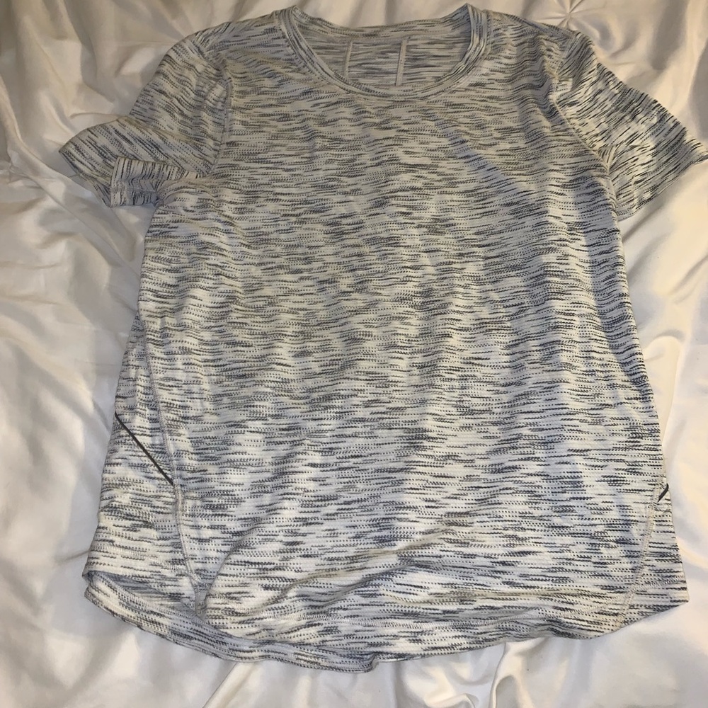 Lululemon top
